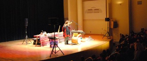 Pablo Nahual tocando el Mohoceño en el Palau de la Musica de Valencia